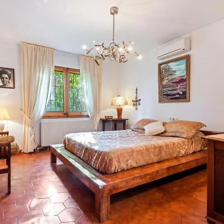 Boutique Holiday In With Garden Prázdninový dům
